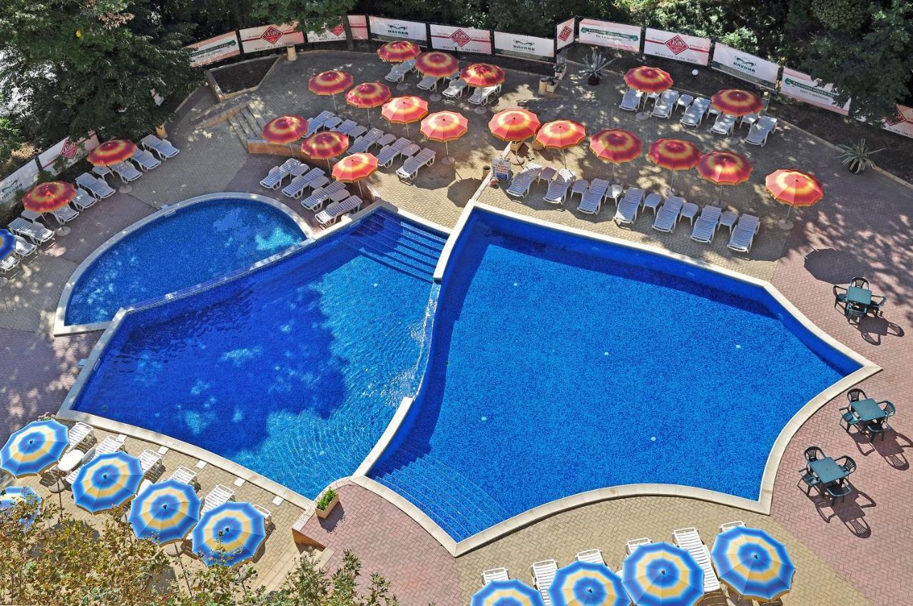Hotel Paradise Green Park Goldstrand Exterior foto