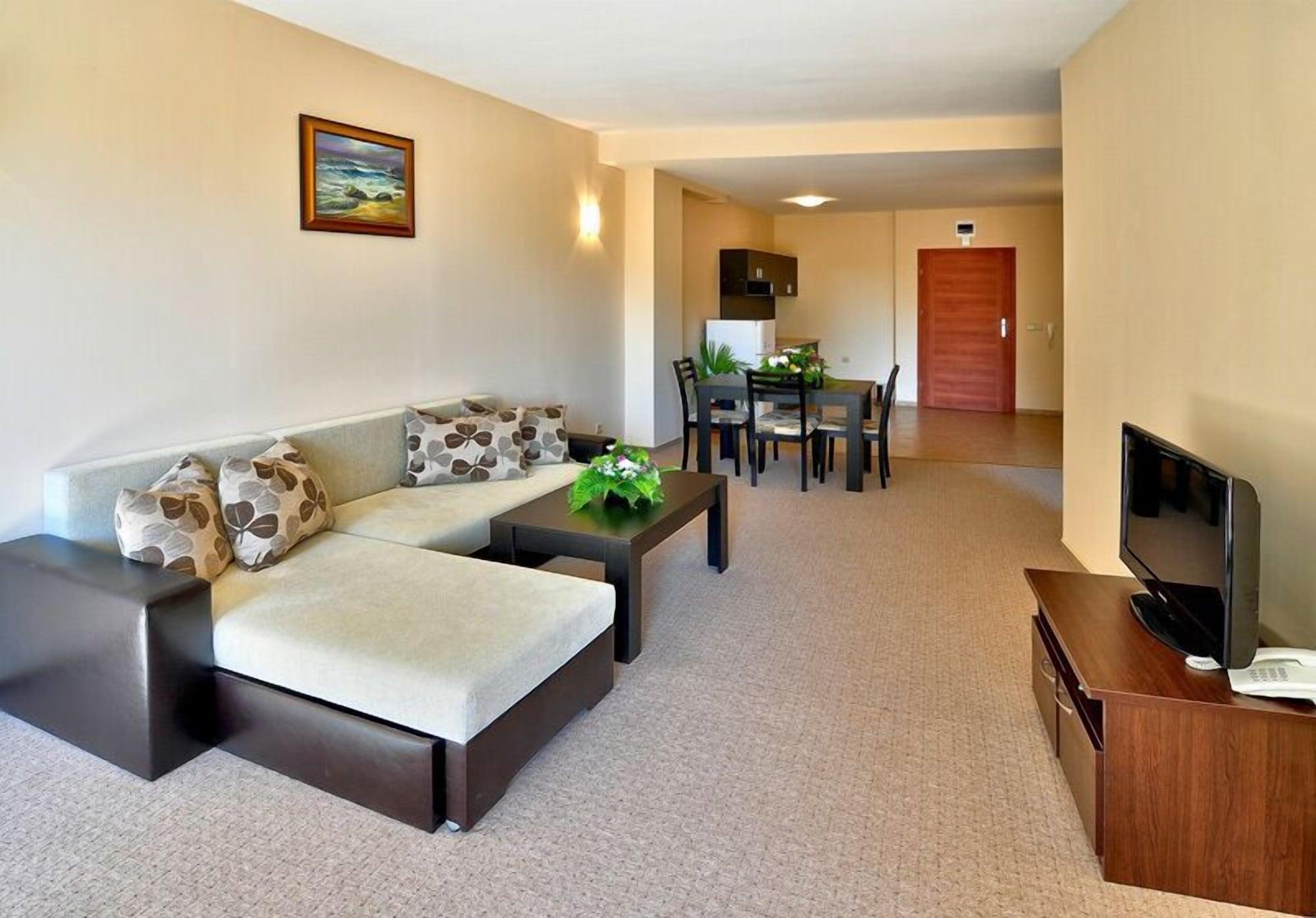 Hotel Paradise Green Park Goldstrand Exterior foto