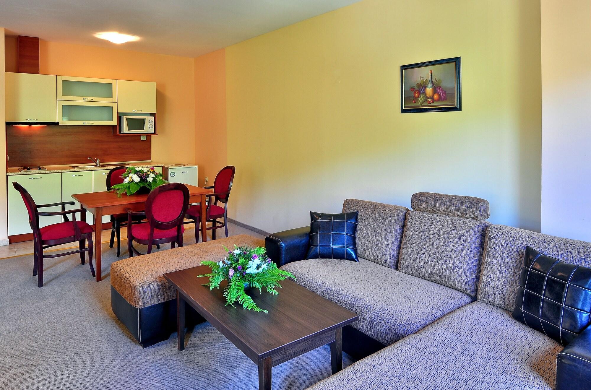 Hotel Paradise Green Park Goldstrand Exterior foto